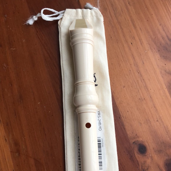 Yamaha Recorder YRS-24B - Picture 5 of 10